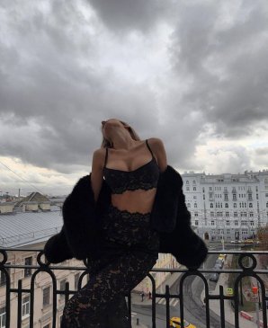 Лиза, 27